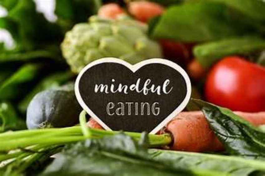 Mindful eating image with fruits and vegetables