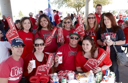 UNLV Alumni and students at tailgate party