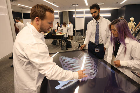 Class of 2027 medical students at the virtual anatomy lab.